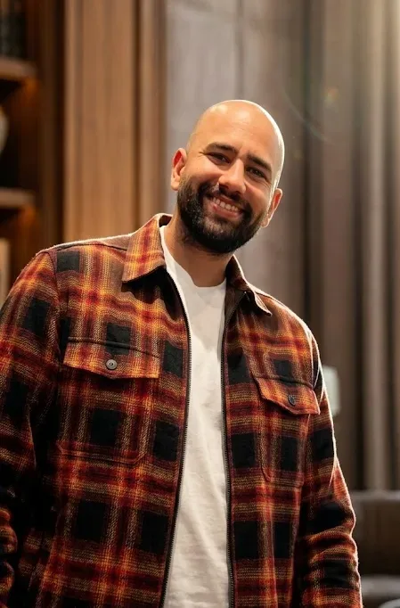 Aydın Çınar